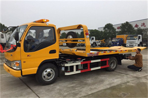 西平哪里有拖车服务